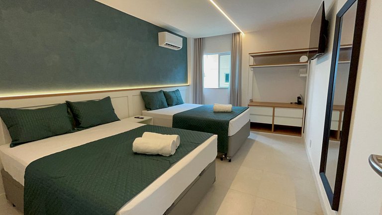 The Luxury Green Flat