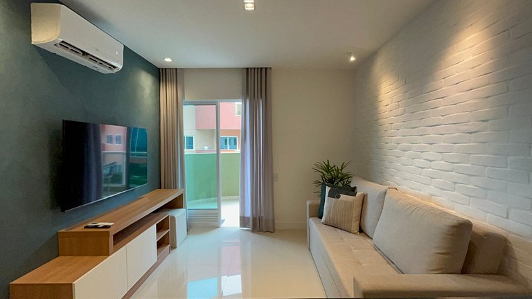 The Luxury Green Flat