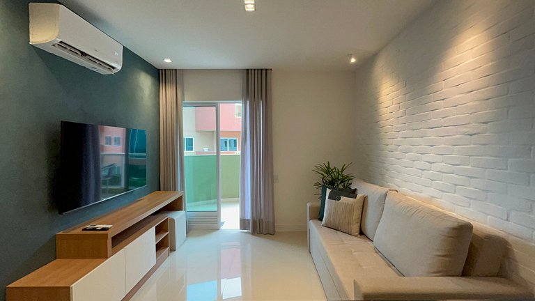 The Luxury Green Flat