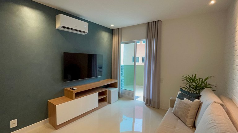 The Luxury Green Flat