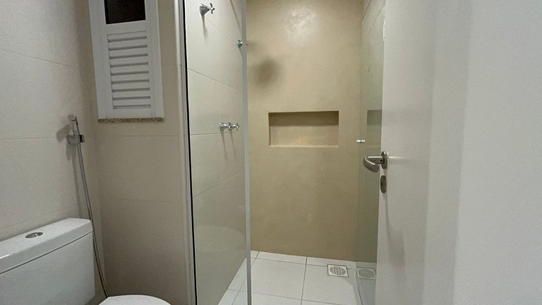 The Luxury Green Flat