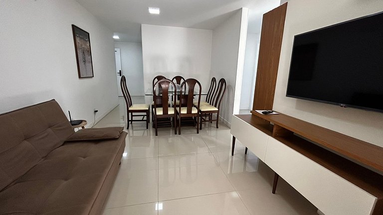 Apartamento de frente para a praia dos Anjos