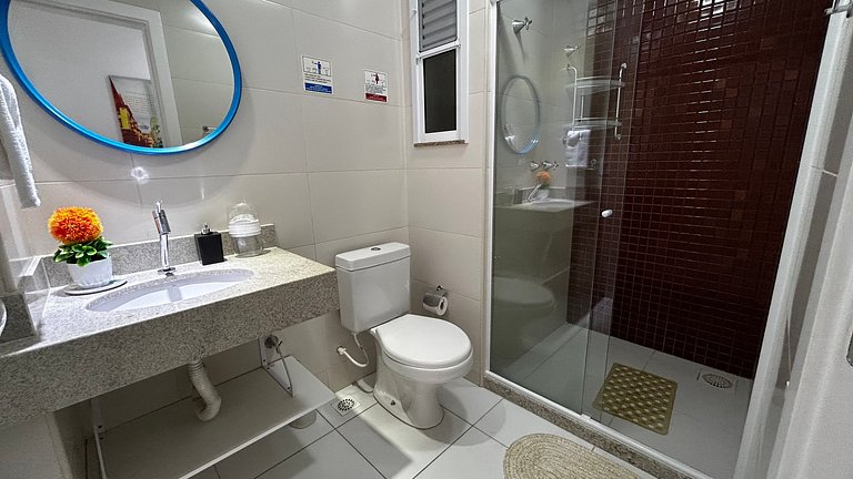 Vista deslumbrante para a Lagoa no Golden Lake