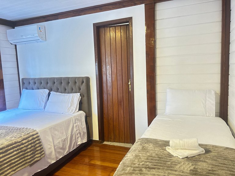 Suíte Family — Casa Fróes