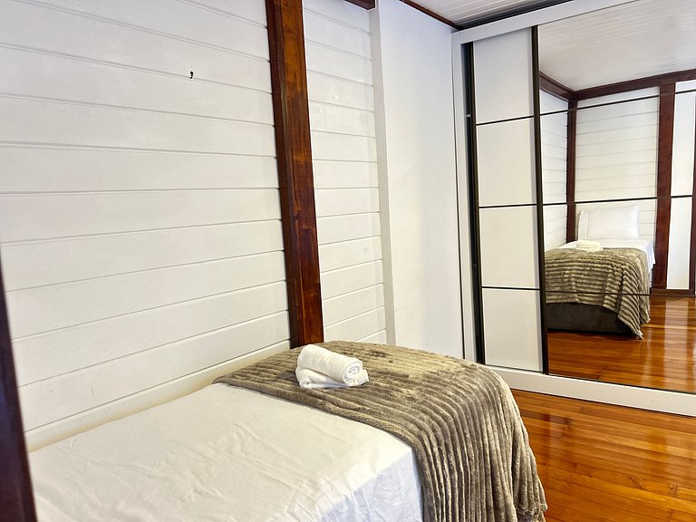 Suíte Family — Casa Fróes