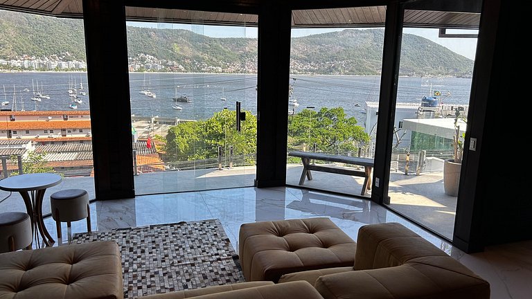 CASA FRÓES - Vista deslumbrante para a Praia de São Francisc