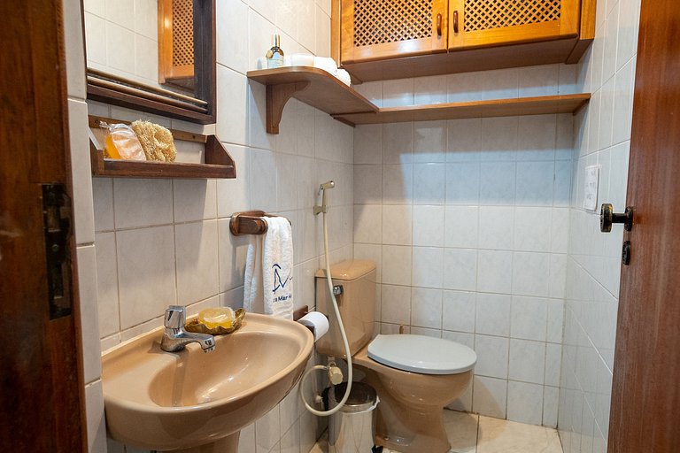 Charme e Conforto a Metros do Mar em Arraial.