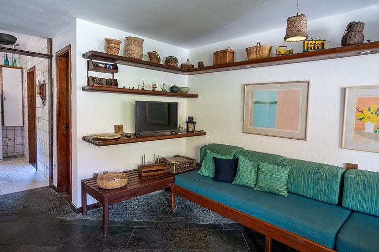 Charme e Conforto a Metros do Mar em Arraial.