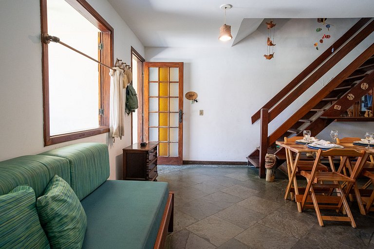 Charme e Conforto a Metros do Mar em Arraial.