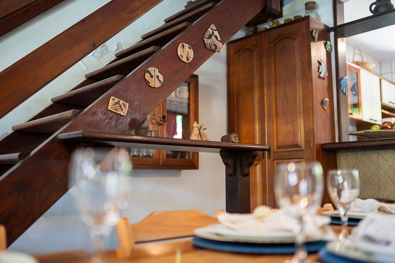 Charme e Conforto a Metros do Mar em Arraial.