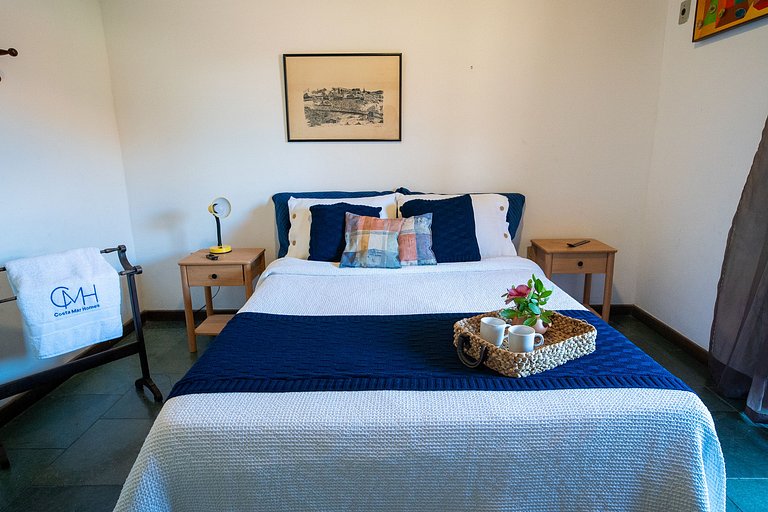 Charme e Conforto a Metros do Mar em Arraial.