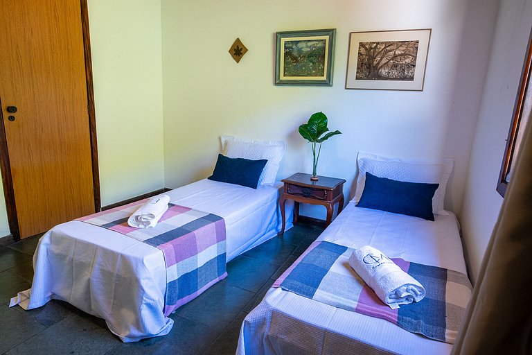 Charme e Conforto a Metros do Mar em Arraial.