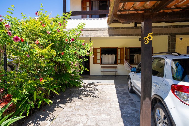 Charme e Conforto a Metros do Mar em Arraial.