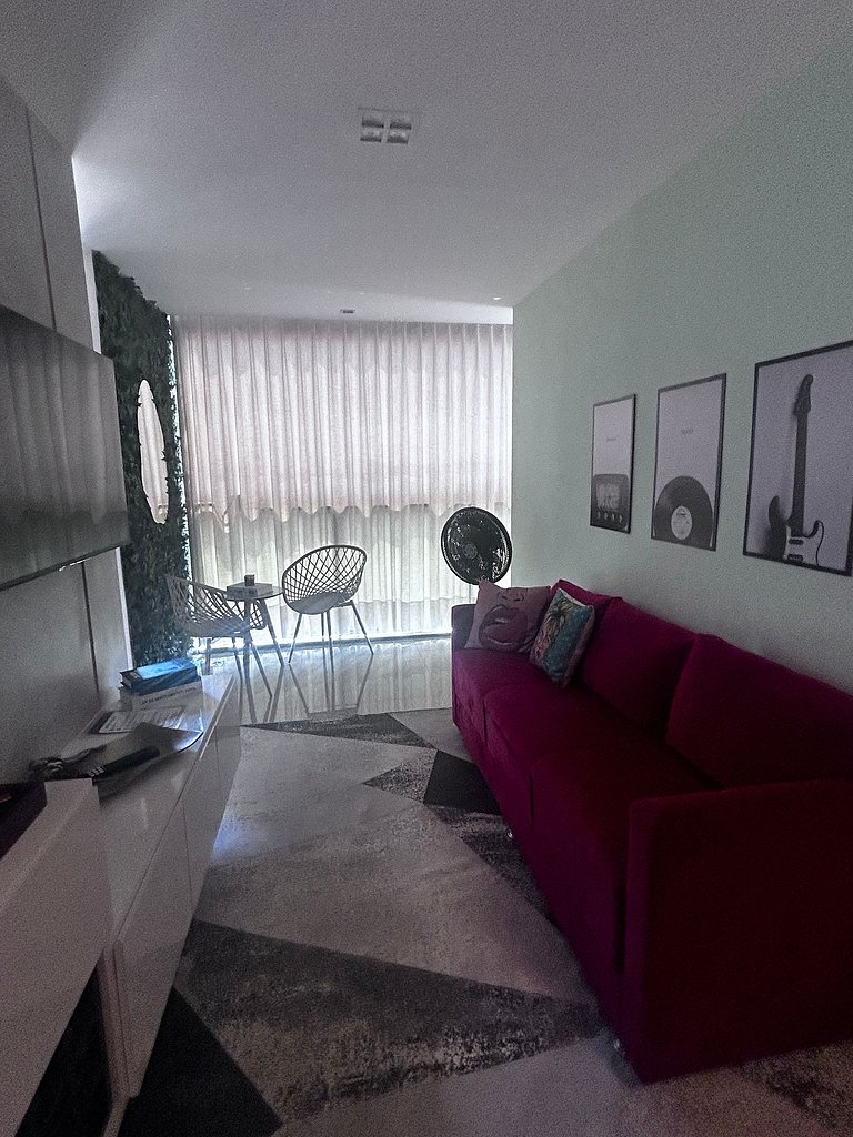 Apartamento moderno com piscina próximo à praia de Itaparica