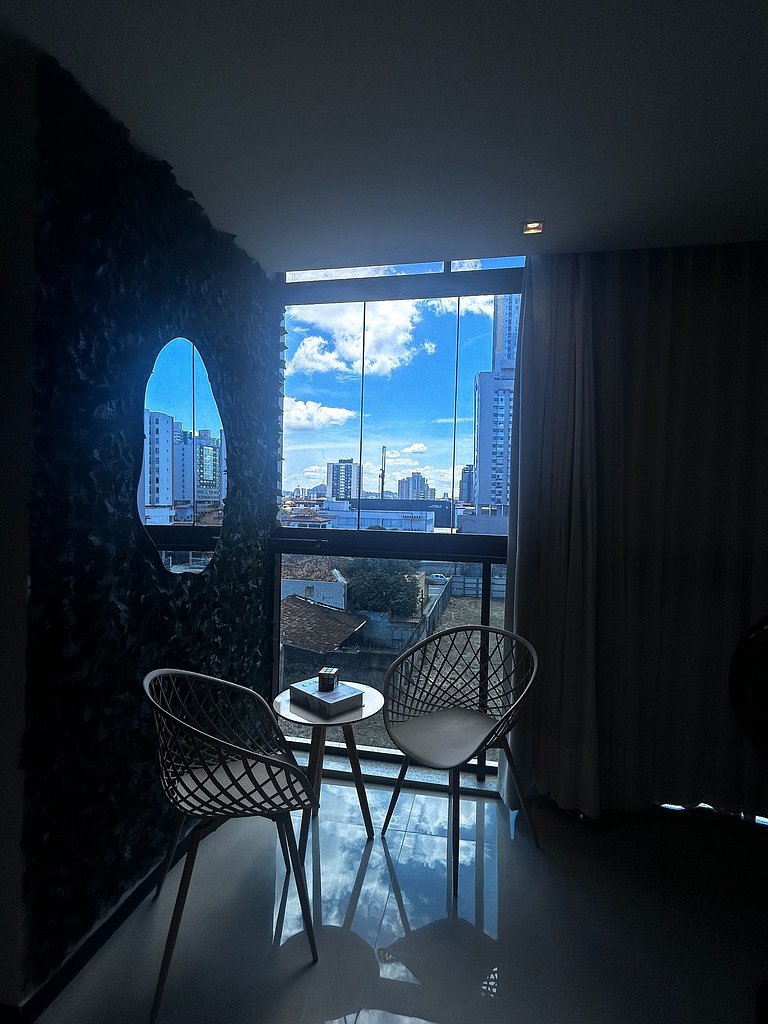 Apartamento moderno com piscina próximo à praia de Itaparica