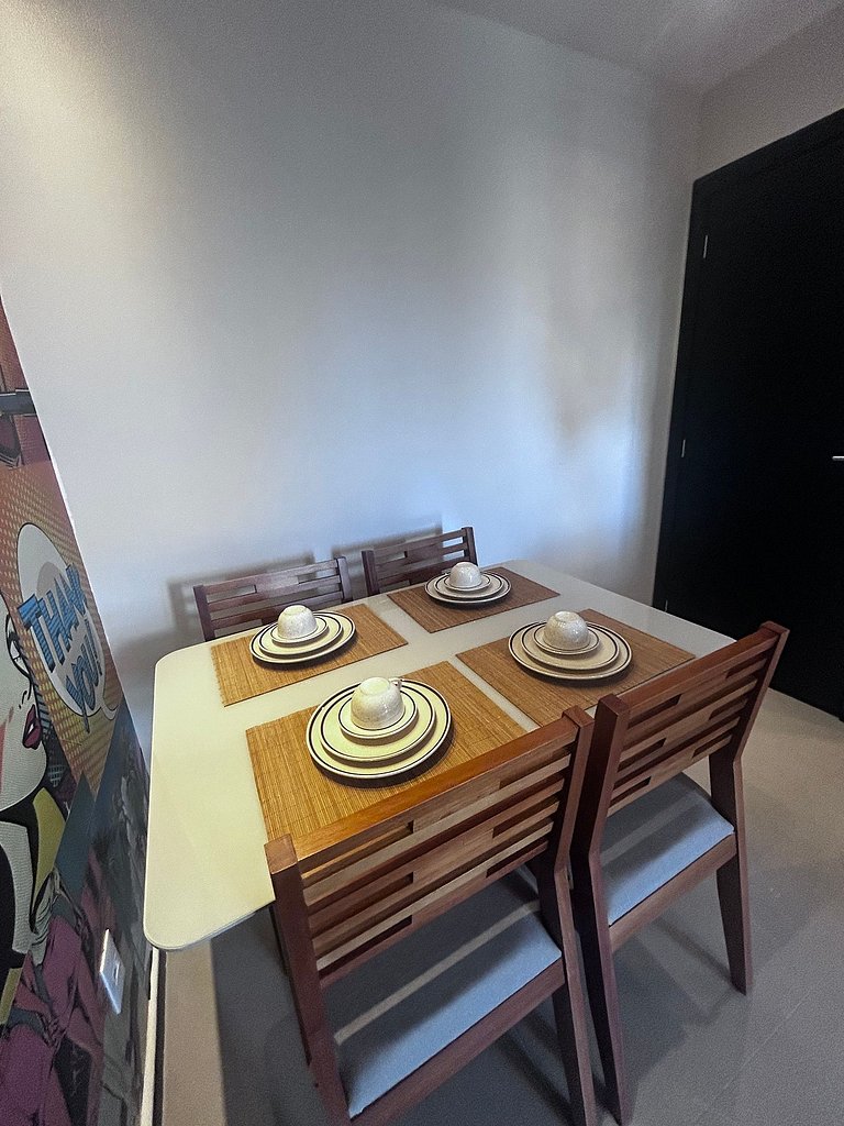 Apartamento moderno com piscina próximo à praia de Itaparica