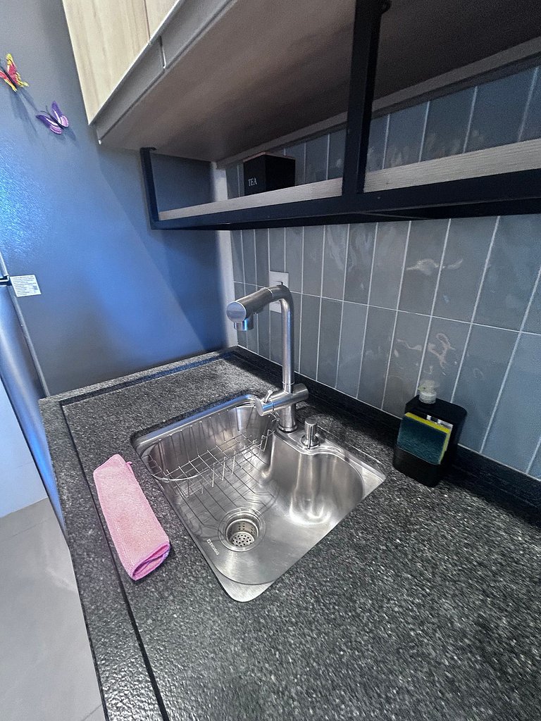 Apartamento moderno com piscina próximo à praia de Itaparica