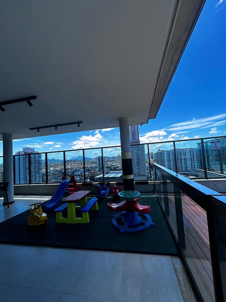 Apartamento moderno com piscina próximo à praia de Itaparica